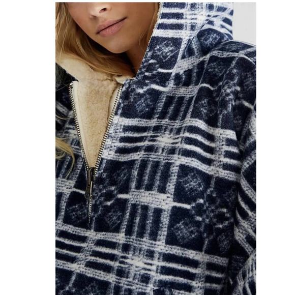 NWT Free People Miss You Hooded Poncho SLOUCHY Plaid OVERSIZED  M/L Carbon - Picture 2 of 4